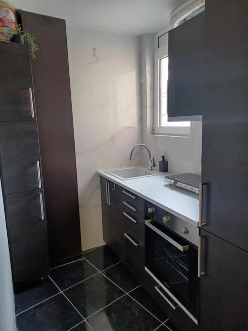 Cozystation Apartamento Atenas Exterior foto